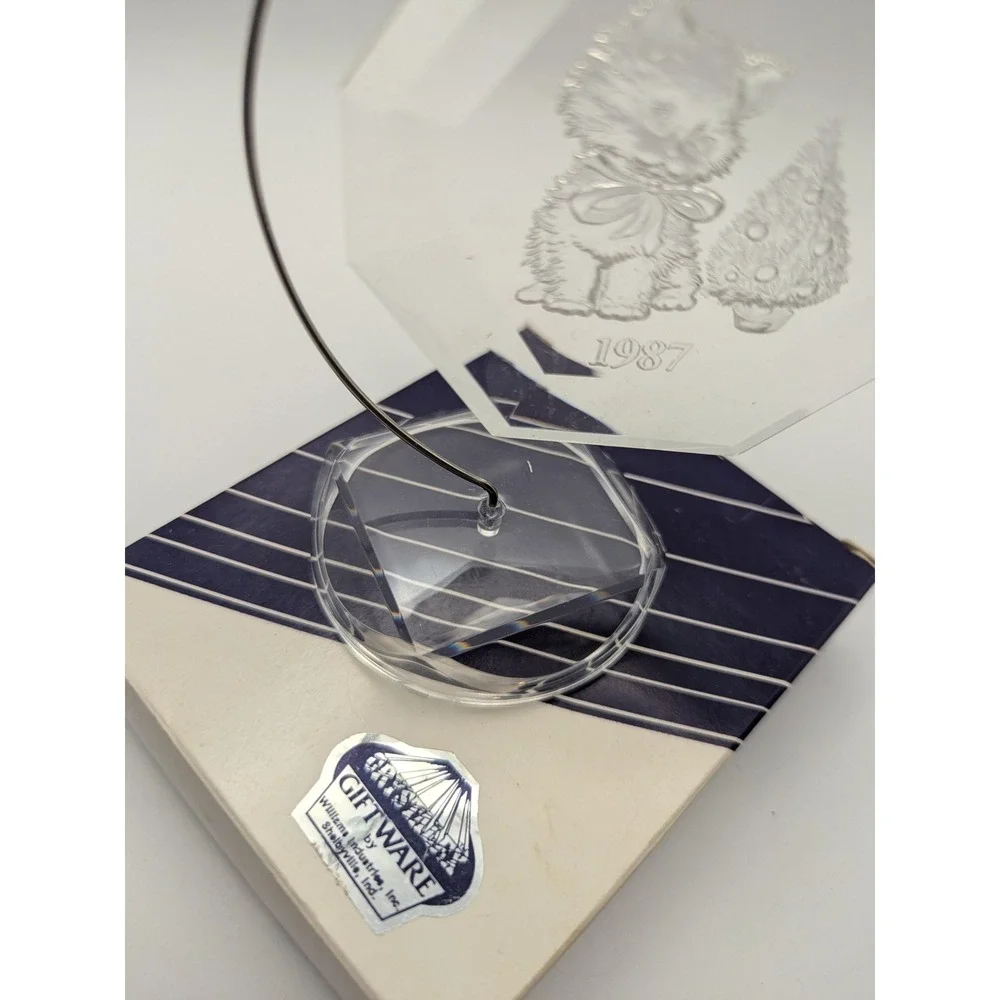 Giftware by Williams Industries crystal etched